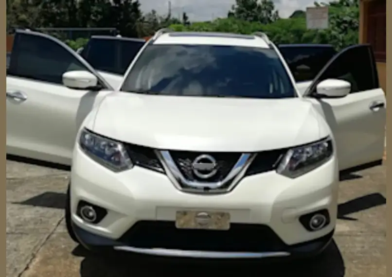 Se vende Nissan Xtrail 2017 $15,000 Precio negociable